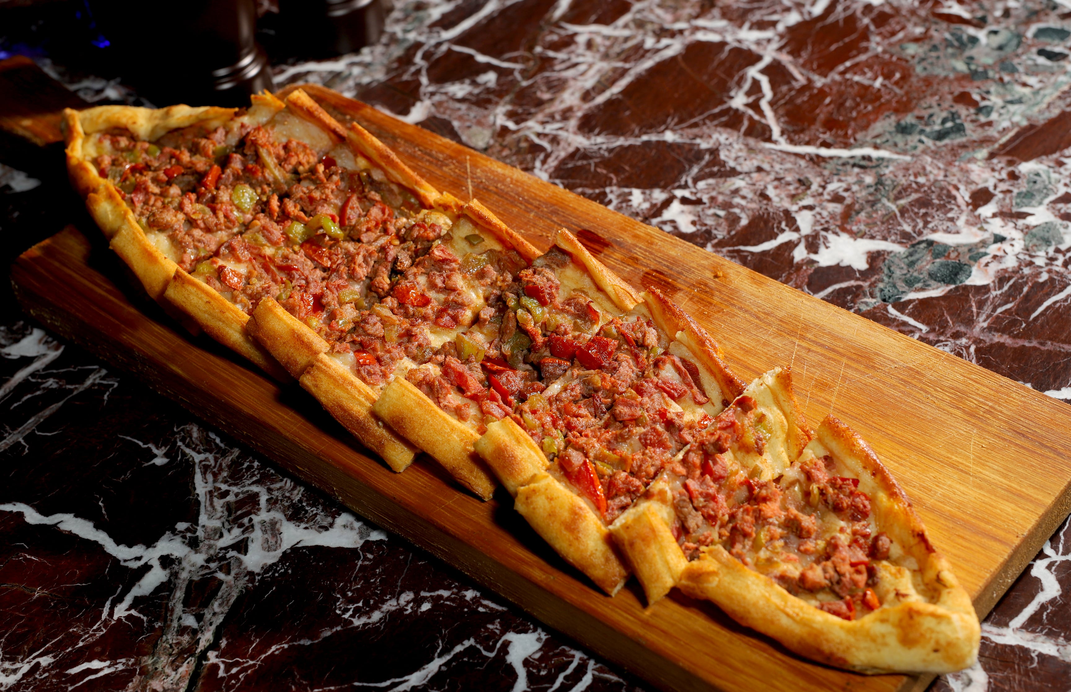 Kuşbaşılı Pide